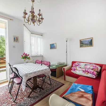 Goscinne Albina منزل للإقامة Jastrzębia Góra